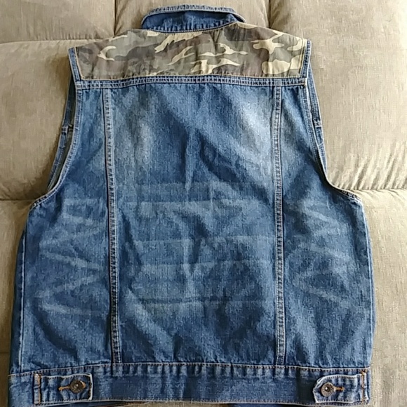 Jean Jacket - Picture 3 of 3